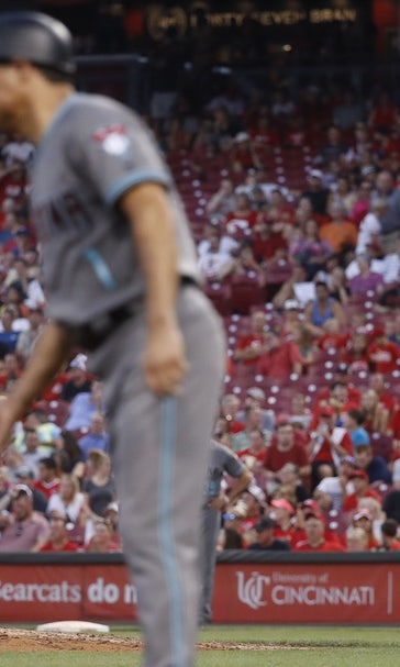 Reds fall to Diamondbacks 11-2, drop fifth straight game